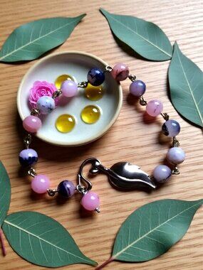 Handmade! One-of-a-kind Beaded Pink & Gray Agate Bracelet + Leaf Toggle Clasp